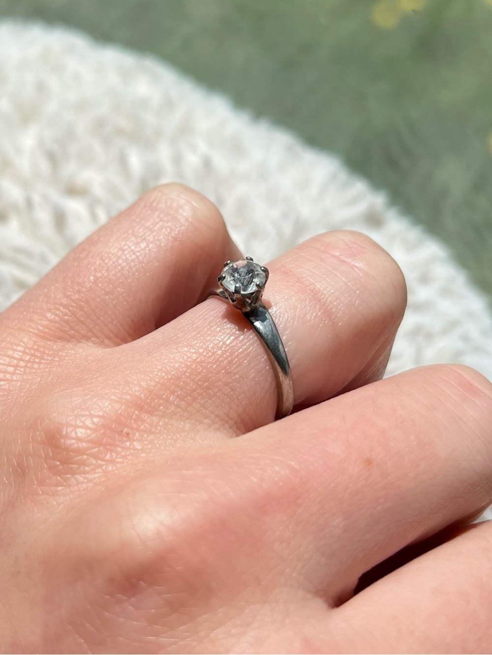 Silver Solitaire Ring - Picture 4 of 8